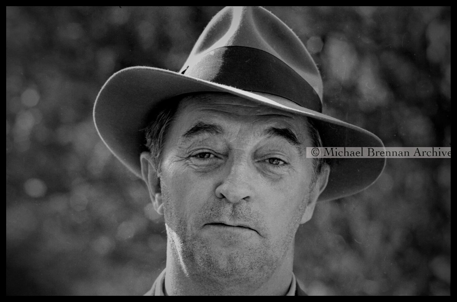 Robert Mitchum on “Farewell, My Lovely” Set — Los Angeles · Mar 1975