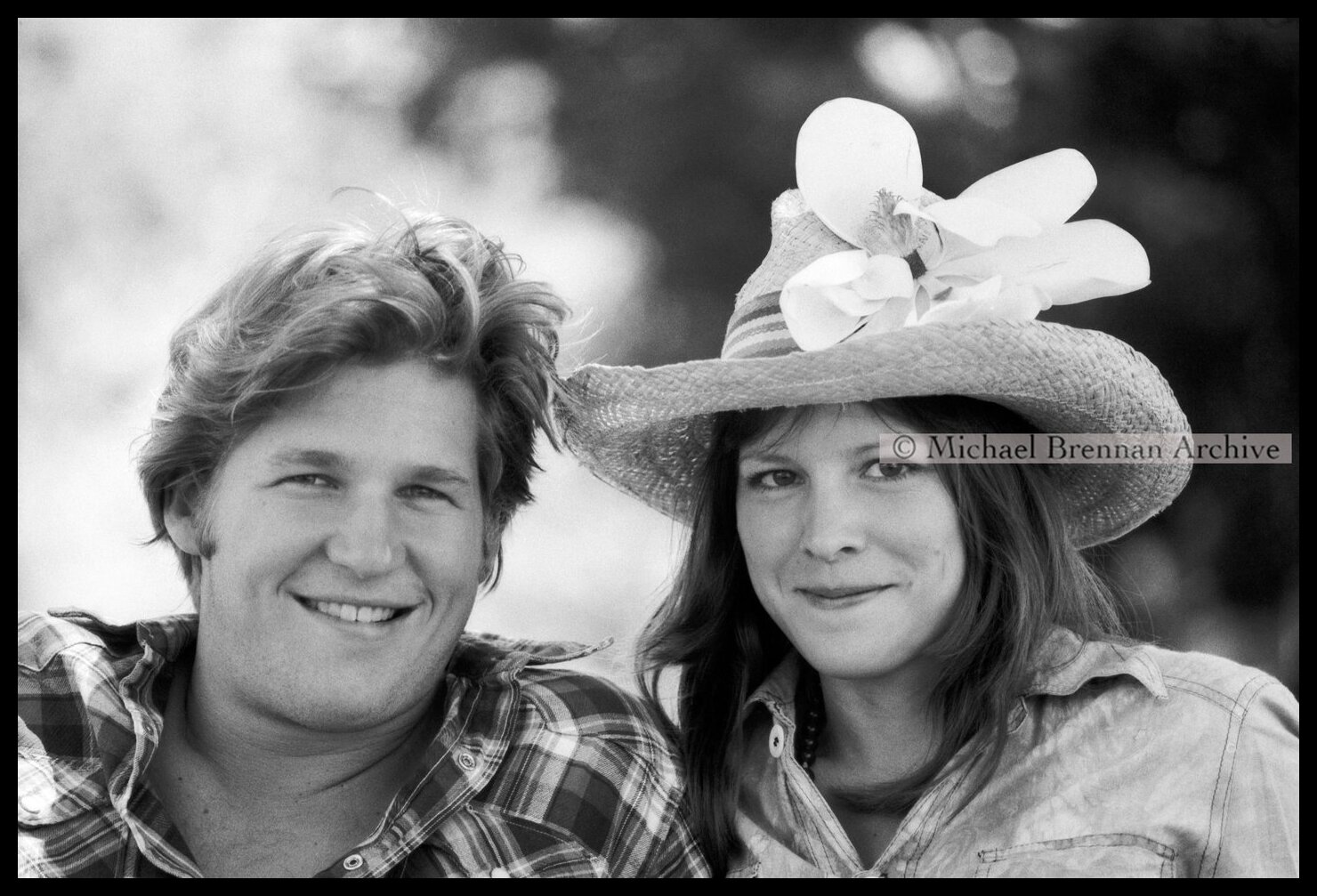 Jeff Bridges and Candy Clark on “Fat City” Set — Stockton · Jul 1971